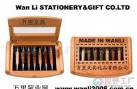 萬里制筆木盒 萬里筆業(yè)木制筆盒 楓木筆盒 木盒[批發(fā)]_竹木包裝制品_世界工廠網(wǎng)中國產(chǎn)品信息庫